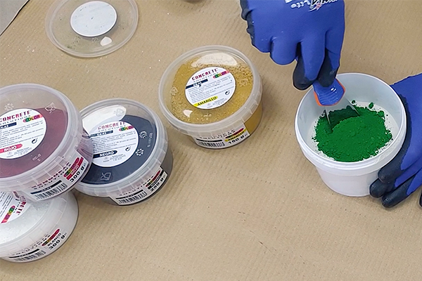 Frame Concrete Color